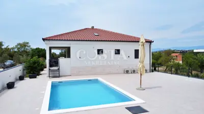 Prizemnica 150 m², Donja Jagodnja - bazen i garaža - 5