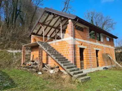 Kuća i zemljište Veliko Trgovišće – mir i priroda