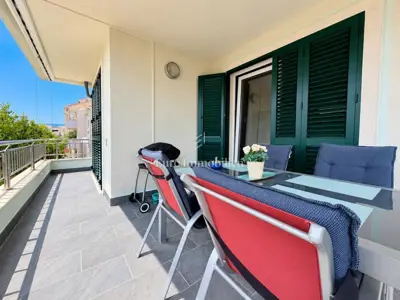 Apartman 83 m², Novalja - terasa s pogledom na more - 9