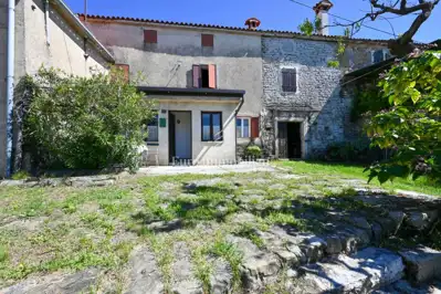 Haus zum Kauf in Buje, 220 m² - 9
