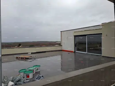 Stan 147 m², Poreč - 3 spavaće sobe i velika terasa - 8