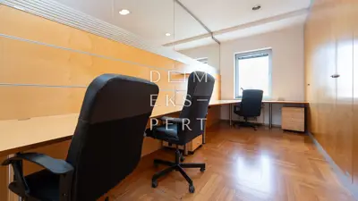 Sloboština, Commercial space for lease in an office building - 250 m² - 2