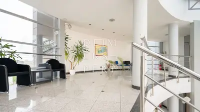 Sloboština, Commercial space for lease in an office building - 250 m² - 9