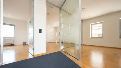 Sloboština, Commercial space for lease in an office building - 250 m² - 3