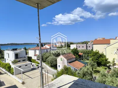 Penthouse 89 m², Vodice - pogled na more i terasa 21 m² - 4