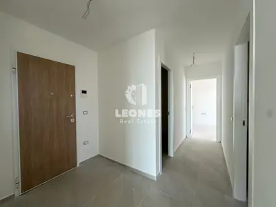 Apartment 900 m from the center of Novigrad, sea view and terrace - 9