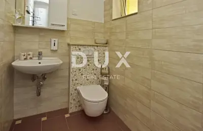 Apartmenthaus 280 m², Poreč - Pool und Sommerküche - 21