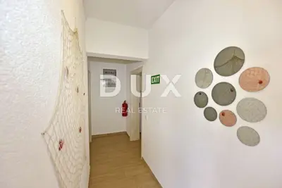 Apartmenthaus 280 m², Poreč - Pool und Sommerküche - 7