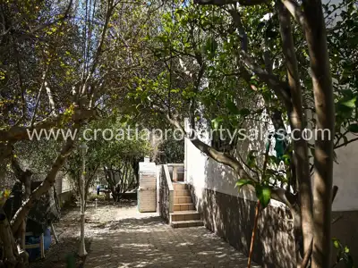 Haus, Hvar, 150 m², 285 000 € - 3