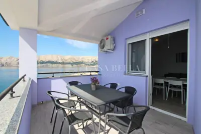 House 247 m², Baška - first row to the sea - 18