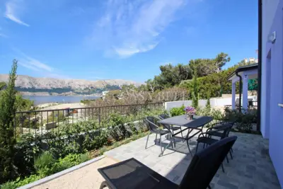 House 247 m², Baška - first row to the sea - 16