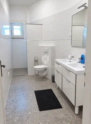 Stan 114 m², Potok Rijeka - renoviran i prostran - 6