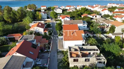 Građevinsko zemljište 793 m², Nin - Ždrijac, 250 m od plaže