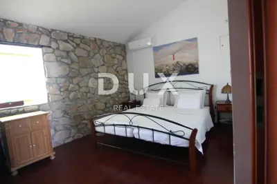 Villa 115 m², Umgebung von Malinska - Privatpool und Garten - 21
