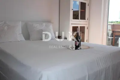 Villa 115 m², Umgebung von Malinska - Privatpool und Garten - 20