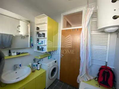 Potpuno namješten suvremen 4S stan + dvije garaže + spremište, 110 m², - 17