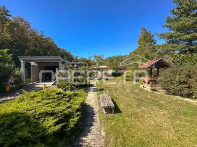 House 120 m², Brežane Lekeničke - landscaped estate - 7