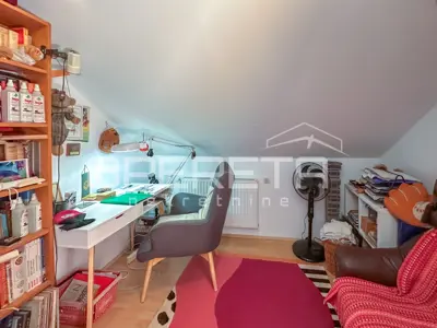 House 120 m², Brežane Lekeničke - landscaped estate - 16