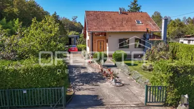 House 120 m², Brežane Lekeničke - landscaped estate