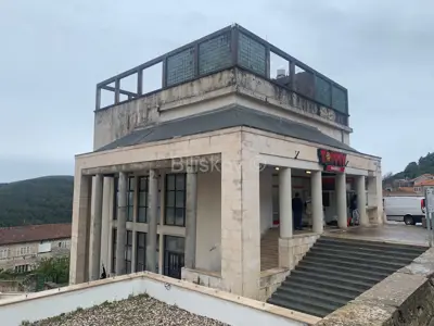 Office building 550 m², Smokvica - town center and main road