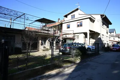 Gornja Dubrava, Freistehendes Haus zum Abriss oder zur Renovierung-Dubrava - 3