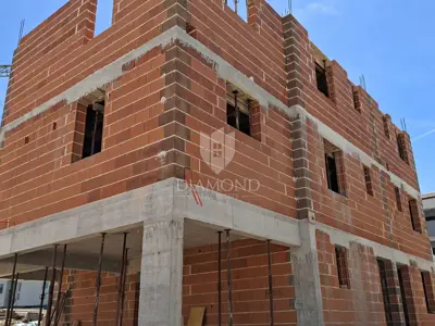Stan, Valdebek Pula - 2 spavaće sobe, balkon - 2