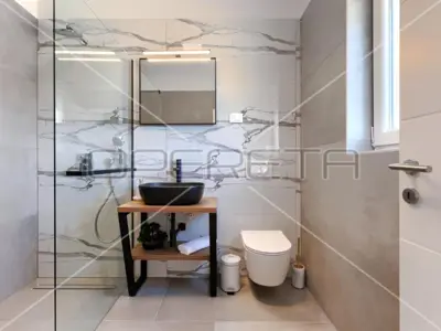 Villa 202 m², Vodnjan - quiet location near the center - 16
