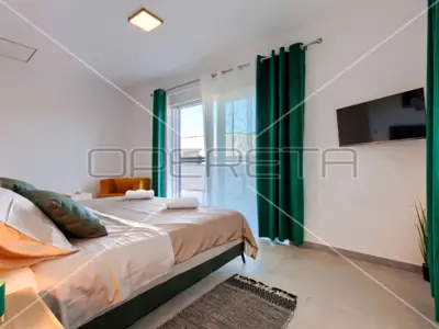 Villa 202 m², Vodnjan - quiet location near the center - 14