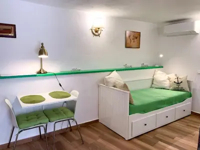 Steinhaus, Baška na Krku, 70 m vom Meer - 16