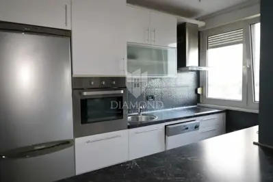 Stan 46 m², Srednjaci - Trešnjevka jug, pogled iz svih prostorija - 4