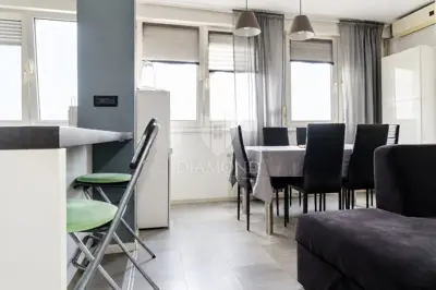 Stan 46 m², Srednjaci - Trešnjevka jug, pogled iz svih prostorija