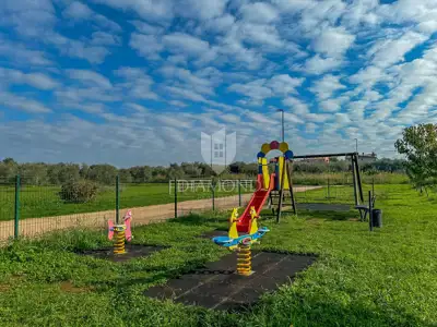Apartment 67 m², Novigrad - 2 bedrooms and balcony - 4