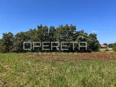 Građevinsko zemljište 4.375 m², Marići - dva pristupa - 3