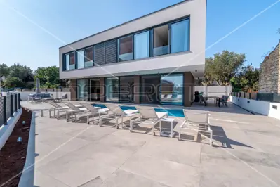 House for sale in Rovinjsko Selo, 178 m² - 2