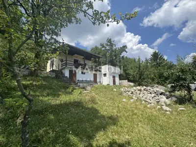 Haus in Veprinac, ruhige Lage in Meeresnähe und Učka