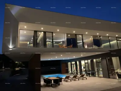 Kuća 328 m², Ližnjan - infinity bazen i vrt - 20