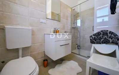 Kuća 131 m², Labin - bazen i otvoren pogled - 9