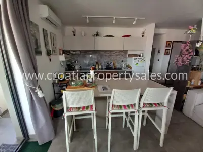Stan 80 m², Otok Brač - 2 spavaće sobe i 2 kupaonice - 15