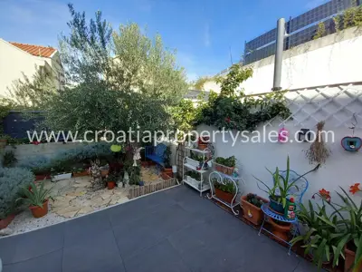 Stan 80 m², Otok Brač - 2 spavaće sobe i 2 kupaonice - 11
