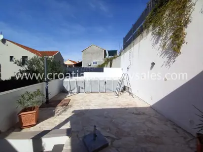 Stan 80 m², Otok Brač - 2 spavaće sobe i 2 kupaonice - 9