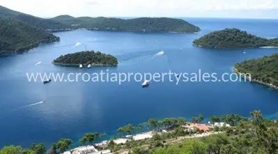 Building plot 640 m², Lastovo - 60 m from the sea - 2