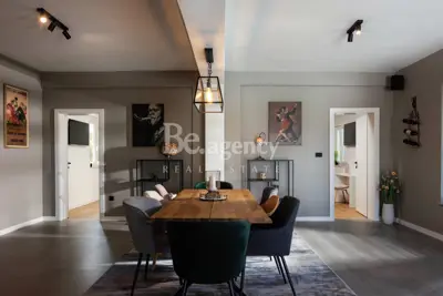 Vila 273 m², Kunj, Raša - pogled na Učku i grijani bazen - 19