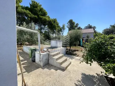 Vir, centar, zemljište 877 m² s kućom za renovaciju 121 m² - 5