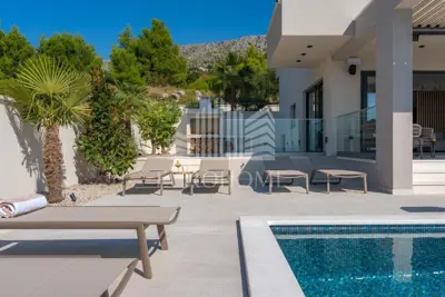 SPLIT, PODSTRANA, Luxury villa for rent from 1.11.2026. - 8