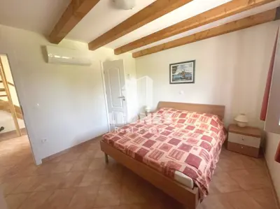 Dvojna kuća, Kaštelir, bazen i priroda u okolici Poreča - 12