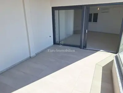Stan 96 m², Mandre - 2 spavaće sobe i 2 kupaonice - 5