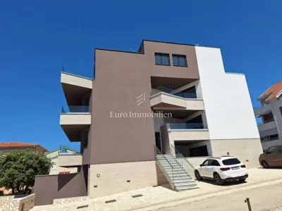 Stan 96 m², Mandre - 2 spavaće sobe i 2 kupaonice - 3