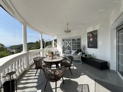 Villa 255 m², Veprinac - Meerblick und Privatsphäre - 2