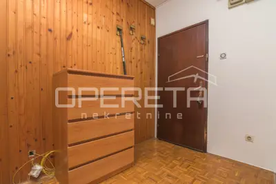Stan 101 m², Velika Gorica - Kromosovo naselje, garaža - 9