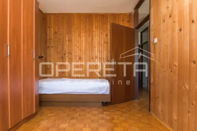 Stan 101 m², Velika Gorica - Kromosovo naselje, garaža - 13